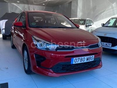 Granate Usado 2022 Kia Rio Berlina | 12.990 € (Precio justo)