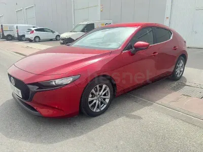 Usado Mazda 3 122 CV (89 kW) 2019 Rojo Berlina