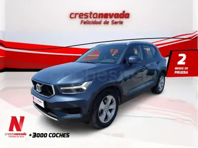 Usado Volvo XC40 Momentum 150 CV (110 kW) 2021 Azul SUV