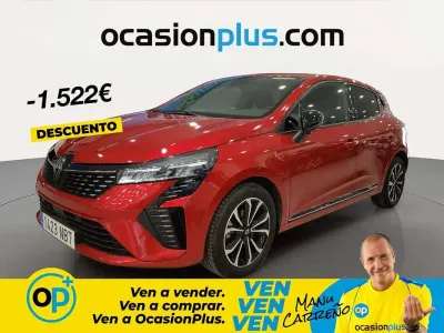 Usado Renault Clio Techno 101 CV (74 kW) 2025 Rojo Utilitario