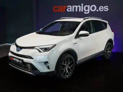 Usado Toyota RAV4 Hybrid Executive 197 CV (144 kW) 2016 Blanco SUV