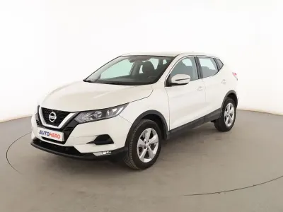 Usado Nissan Qashqai Acenta 130 CV (95 kW) 2018 Blanco SUV