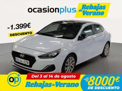 Usado Hyundai i30 120 CV (88 kW) 2019 Azul Utilitario