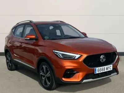Usado MG ZS Comfort 106 CV (77 kW) 2025 Naranja SUV