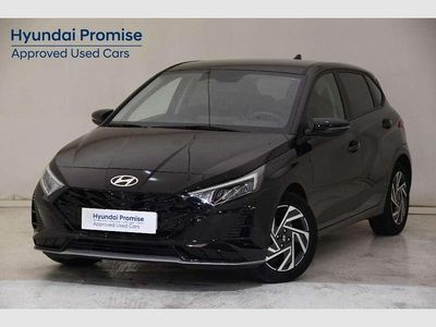 Usado Hyundai i20 101 CV (74 kW) 2024 Negro Utilitario