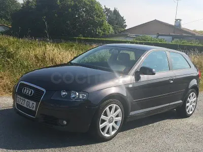 Usado Audi A3 Ambiente 140 CV (102 kW) 2009 Negro Utilitario