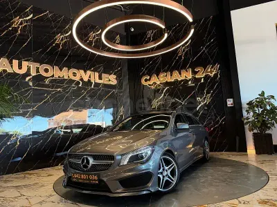 Usado Mercedes CLA200 Shooting Brake AMG line 136 CV (100 kW) 2015 Gris / plata Familiar