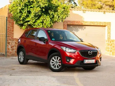 Usado Mazda CX-5 Style 150 CV (110 kW) 2014 Burdeos SUV