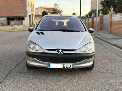 Gris Usado 2001 Peugeot 206 Utilitario | 1650 € (Super precio)