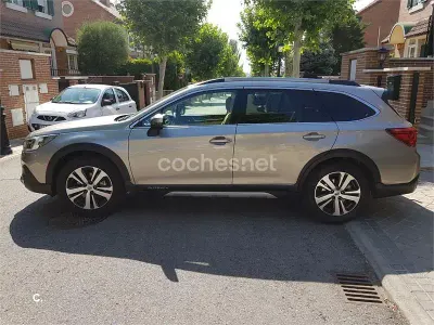 Usado Subaru Outback 175 CV (128 kW) 2019 Beige Familiar