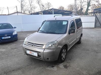 Usado Citroën Berlingo 90 CV (66 kW) 2004 Oro Monovolumen