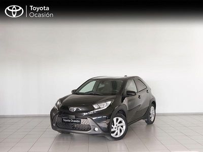 Usado Toyota Aygo X Play 72 CV (52 kW) 2025 Negro SUV