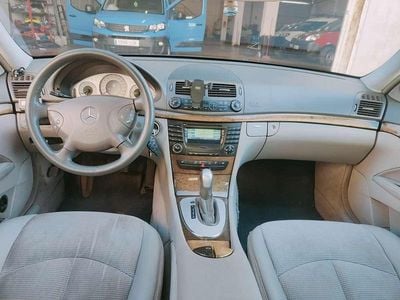 Mercedes E320