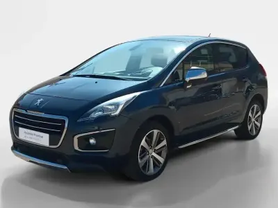 Usado Peugeot 3008 Allure 131 CV (96 kW) 2016 Azul Berlina