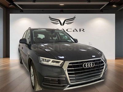 Käytetty Audi Q5 163 HP (119 kW) 2020 Musta Katumaasturi