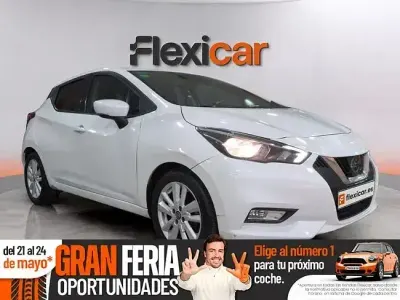 Begagnad Nissan Micra Acenta 100 HK (73 kW) 2019 Vit Halvkombi