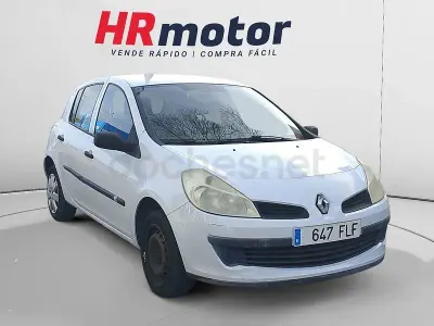 Usado Renault Clio II Authentique 75 CV (55 kW) 2007 Blanco Berlina