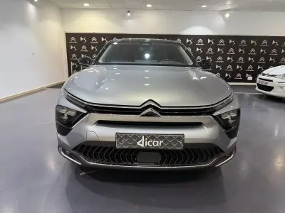 Usado Citroën C5 X Shine 225 CV (165 kW) 2022 Gris Familiar