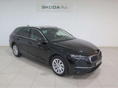 Negro Usado 2024 Skoda Octavia Selection Familiar | 30.400 € (Precio justo)