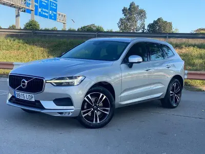 Begagnad Volvo XC60 Momentum 150 HK (110 kW) 2019 Grå SUV