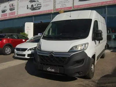 Begagnad Citroën Jumper 140 HK (102 kW) 2021 Vit Minibuss