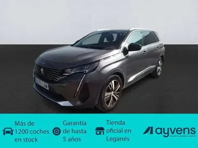 Usado Peugeot 5008 Allure 131 CV (96 kW) 2022 Gris SUV
