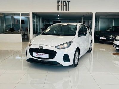 Blanco Usado 2024 Mazda 2 Center-Line Berlina | 21.500 € (Caro)
