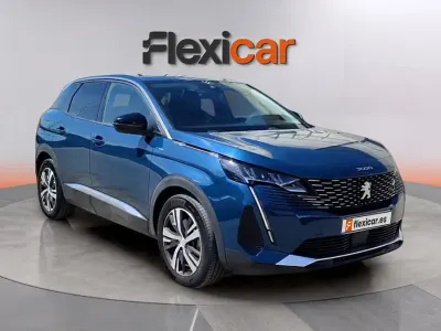 Usado Peugeot 3008 Allure 226 CV (166 kW) 2022 Azul SUV