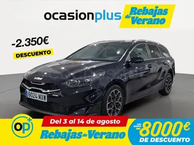 Usado Kia Ceed Style 100 CV (73 kW) 2025 Negro Utilitario