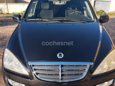 Usado Ssangyong (KGM) Kyron 141 CV (103 kW) 2010 Negro SUV
