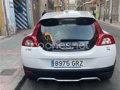 Usado Volvo C30 Momentum 109 CV (80 kW) 2009 Blanco Utilitario