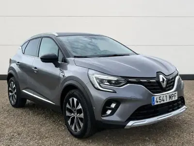 Usado Renault Captur Techno 90 CV (66 kW) 2024 Gris SUV