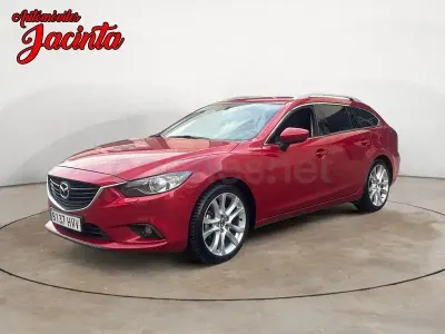 Usado Mazda 6 Luxury 150 CV (110 kW) 2014 Granate Familiar