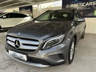 Używany Mercedes GLA200 Style 156 KM (114 kW) 2014 Srebrny SUV