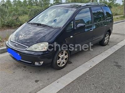 Usado Ford Galaxy Ghia 130 CV (95 kW) 2005 Negro Monovolumen