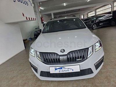 Usado Skoda Octavia RS 245 CV (180 kW) 2017 Gris / plata Familiar