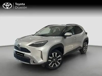 Usado Toyota Yaris Style 130 CV (95 kW) 2025 Gris Utilitario