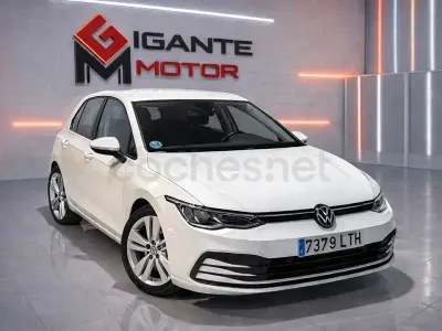 Usado VW Golf VIII 110 CV (80 kW) 2021 Blanco Berlina