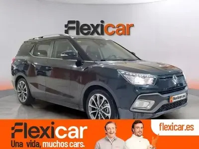 Usado SsangYong XLV Limited 115 CV (84 kW) 2017 Verde SUV