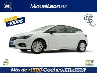 Używany Opel Astra Edition 110 KM (80 kW) 2022 Biały Sedan/Limuzyna
