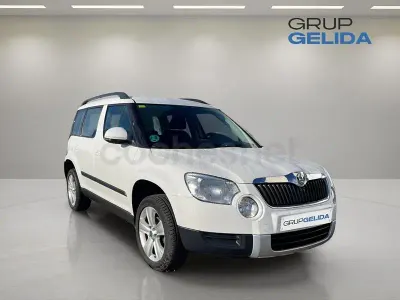 Usado Skoda Yeti Ambition 105 CV (77 kW) 2013 Blanco SUV