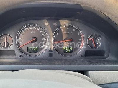 Usado Volvo XC90 Summum 272 CV (200 kW) 2005 Gris / plata SUV
