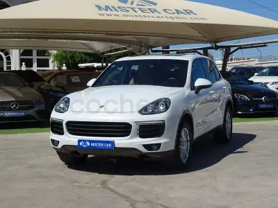 Usado Porsche Cayenne 262 CV (192 kW) 2017 Blanco SUV
