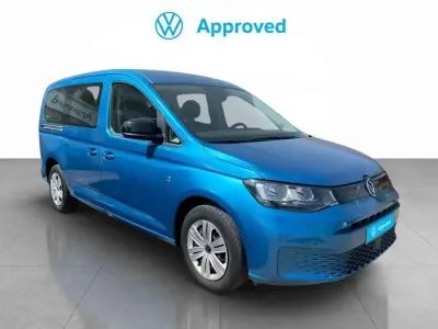 Usado VW Caddy Maxi 122 CV (89 kW) 2025 Azul Monovolumen