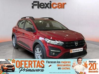 Usado Dacia Sandero Comfort 101 CV (74 kW) 2021 Rojo Utilitario