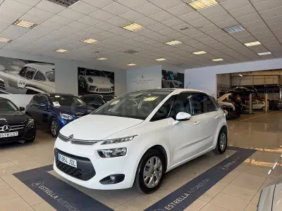 Usado Citroën C4 Picasso Attraction 115 CV (84 kW) 2015 Blanco Monovolumen