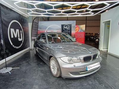 Usado BMW 120 177 CV (130 kW) 2011 Gris / plata Utilitario