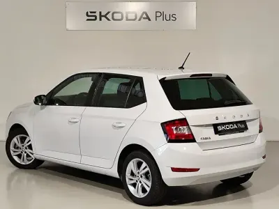 Occasion Skoda Fabia Ambition 95 ch (69 kW) 2021 Blanc Citadine
