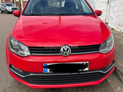 Rojo Usado 2016 VW Polo Advance Berlina | 9500 € (Precio justo)