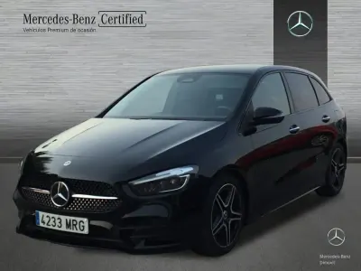 Usado Mercedes B200 150 CV (110 kW) 2024 Negro Utilitario